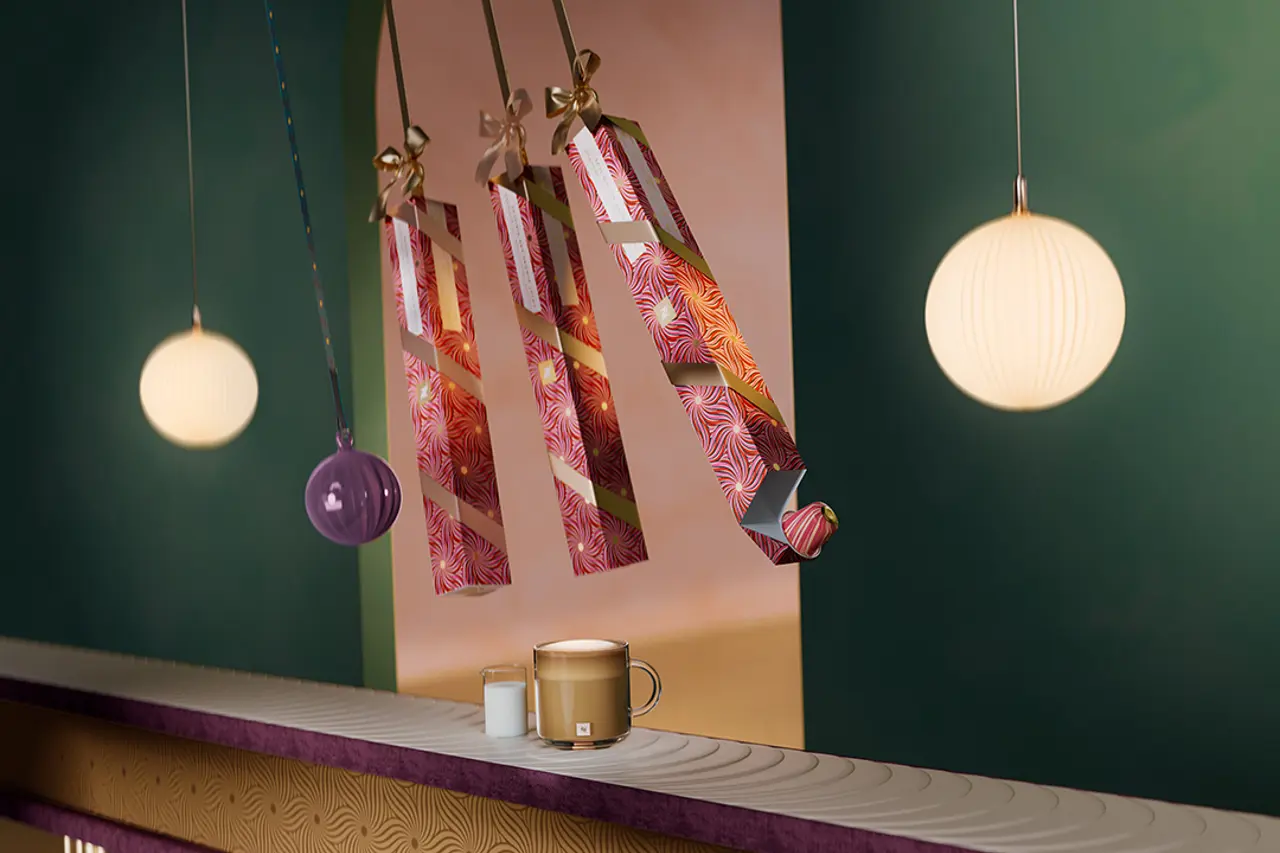 NESPRESSO NL IG FESTIVE25 PAID IMG FEED SWEET ALMOND OL 1By1 OL 25