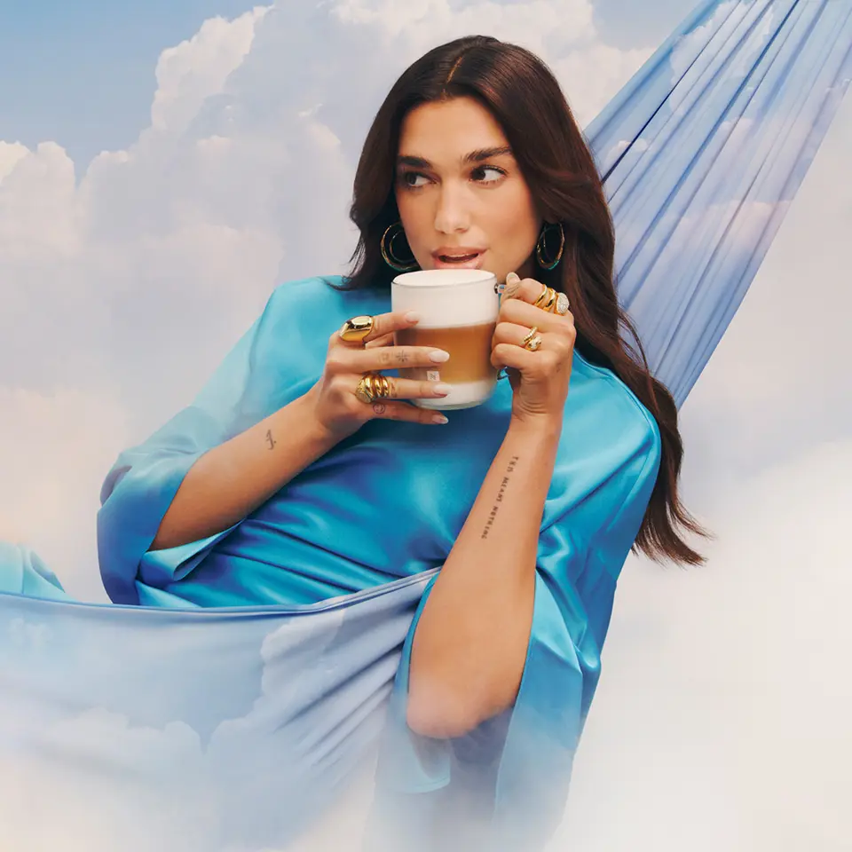 NESPRESSO WW DIGITAL VERTUO26 DL CLOUDS ORGANIC A STATIC 4X5 26 27.Jpg