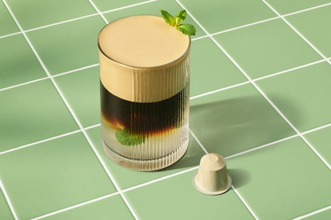 NESP IG Summerrecipes2025 Coconutvanillaminticedcoffee Static 1X1 OL.Jpg