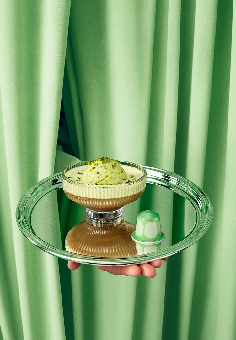 NESPRESSO AU En IMG WEB FESTIVE26 RECIPES PAID BANNER GREEN OL 752X1080PX VL OL 27